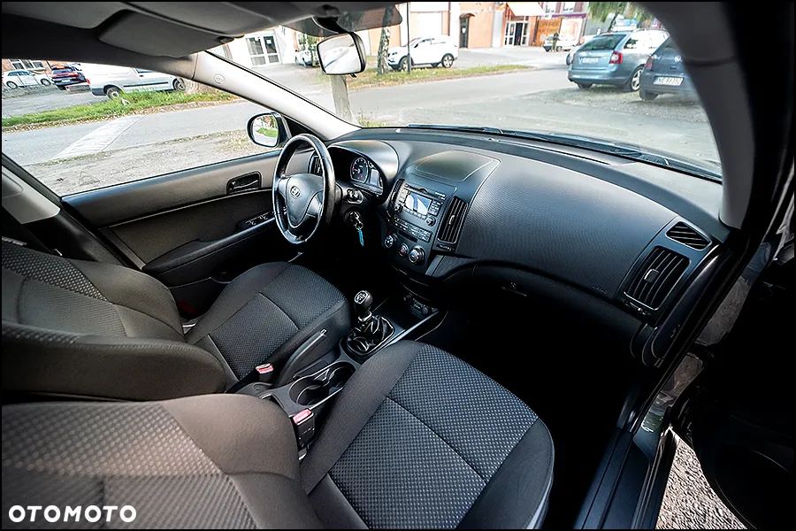 Hyundai i30 1.4 Edition Plus - 16