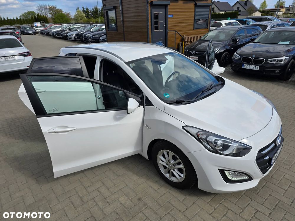 Hyundai i30 - 33