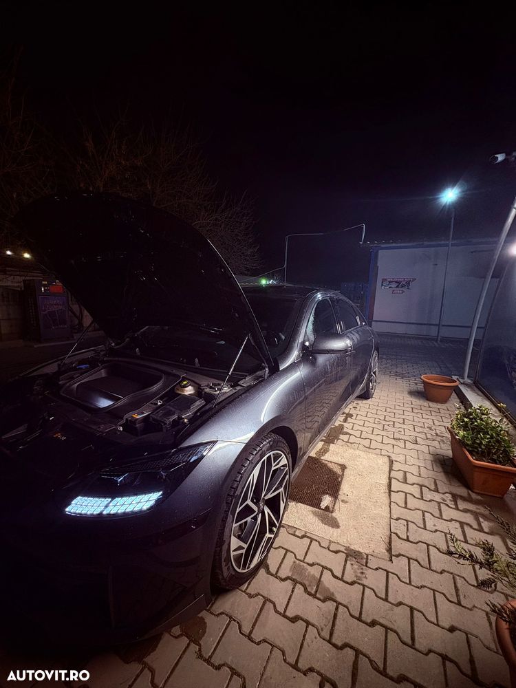 Hyundai IONIQ 84 kWh 325 CP 4WD BEV Luxury - 11