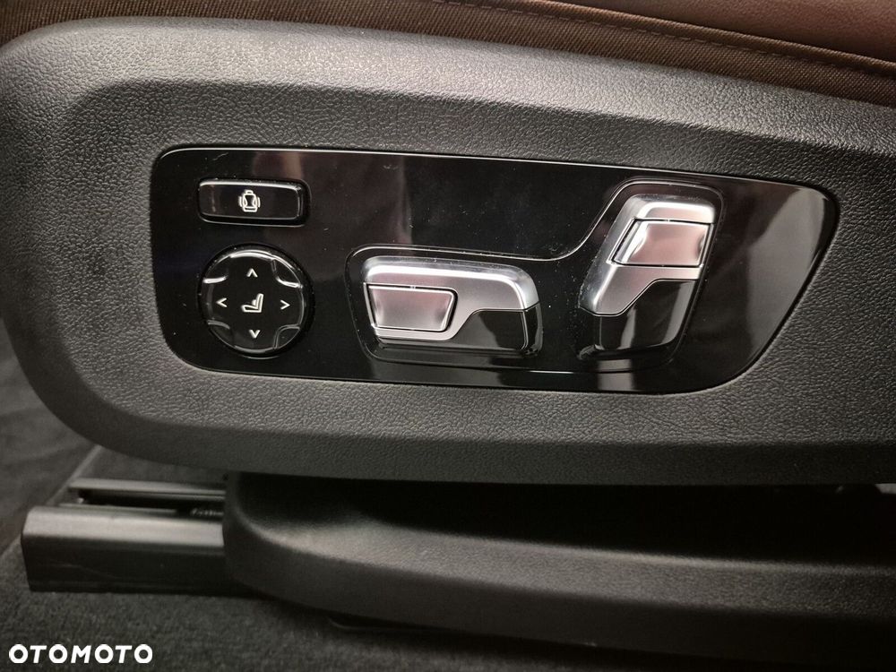 BMW X7 xDrive40d mHEV M Sport sport - 28