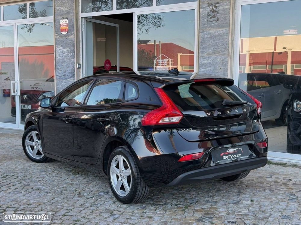 Volvo V40 2.0 D2 Kinetic - 10