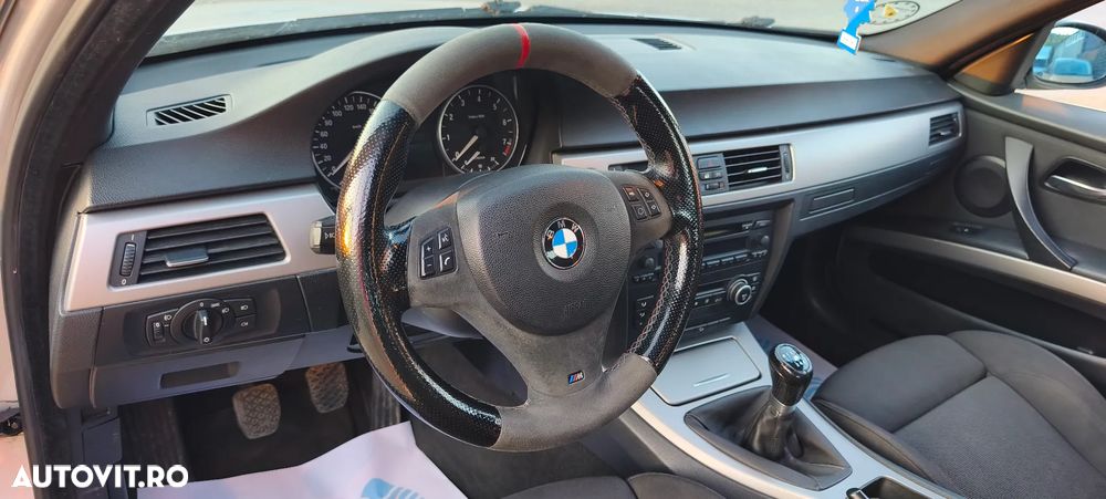 BMW Seria 3 325xi - 20