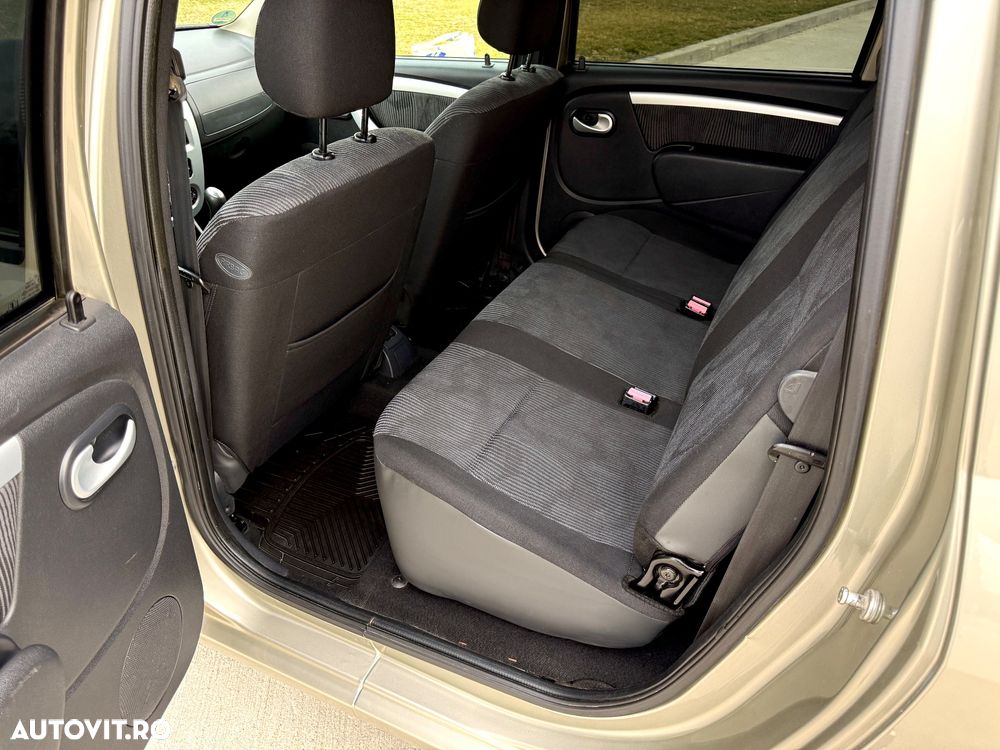 Dacia Logan 1.6 16V Laureate - 18