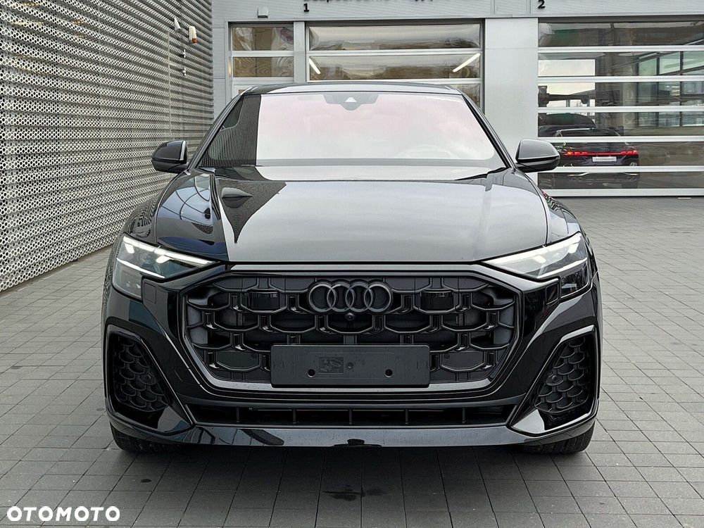 Audi Q8 - 11