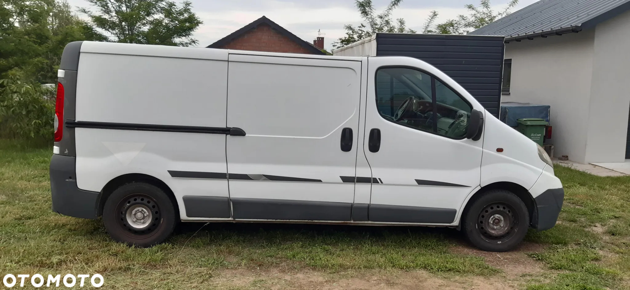 Opel Vivaro L2H1 2.9t - 2