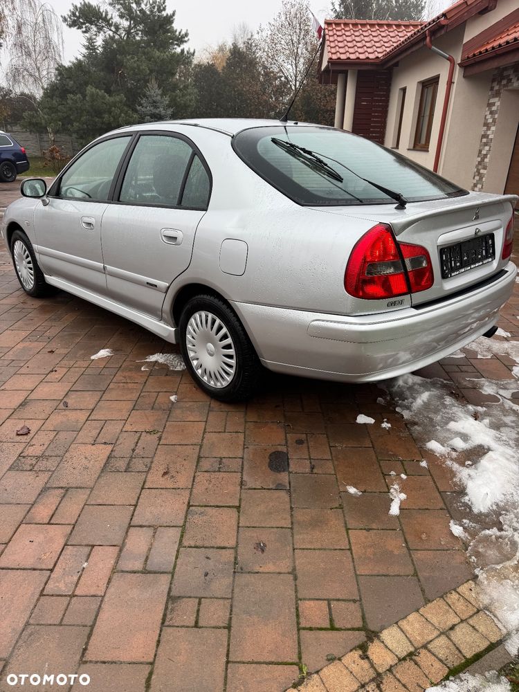 Mitsubishi Carisma 1800 GDI LS - 9