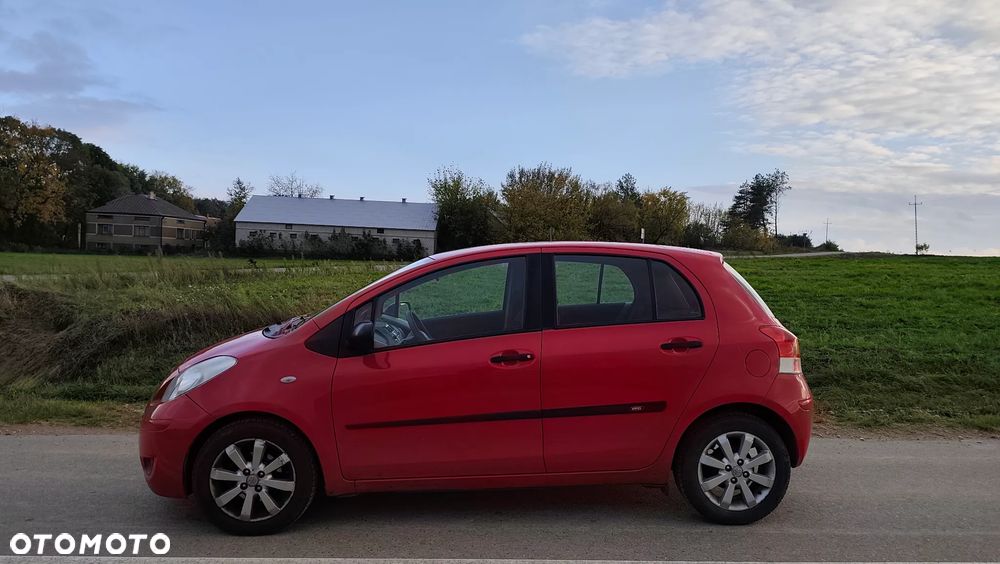 Toyota Yaris - 6