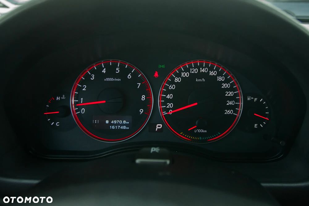 Subaru Legacy Kombi 3.0R Automatik - 4