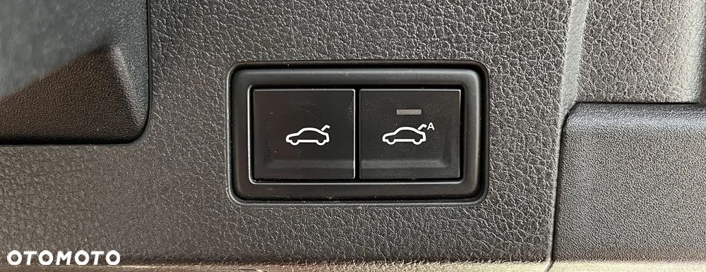 Volkswagen Arteon 2.0 TDI Bi-Turbo SCR 4Mot R-Line Edition DSG - 22