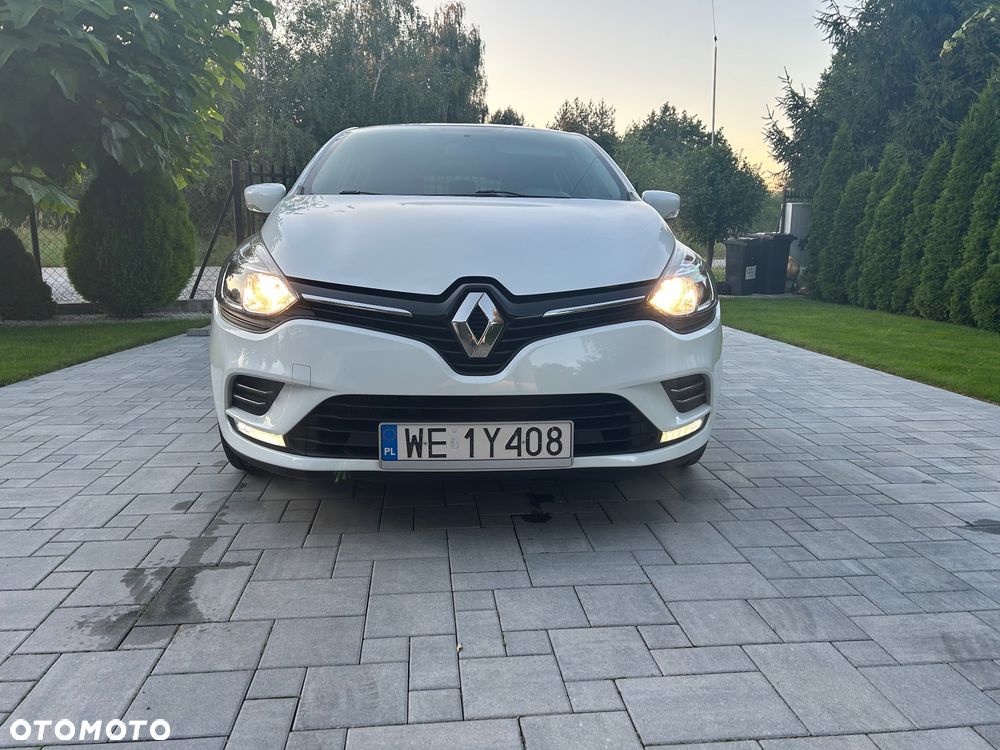 Renault Clio - 2