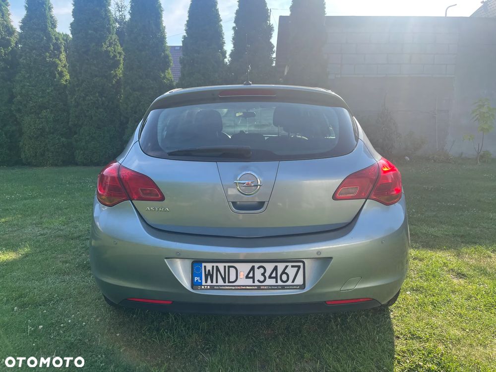 Opel Astra 1.6 Enjoy - 6
