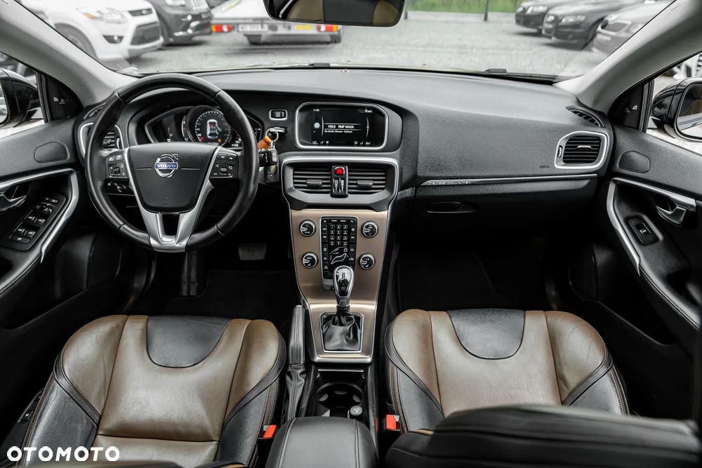 Volvo V40 Cross Country T4 AWD Geartronic Linje You - 29