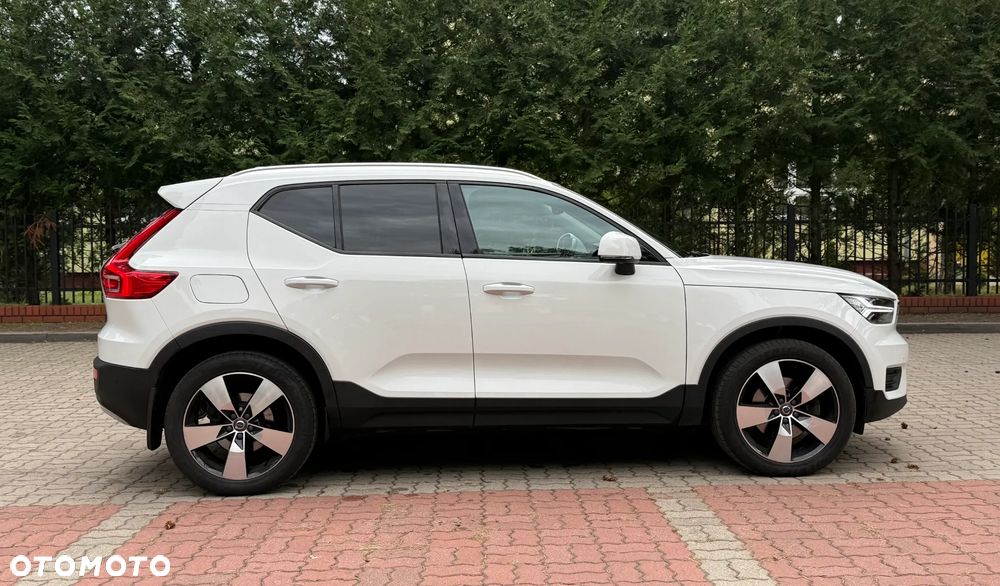 Volvo XC 40 T4 AWD Momentum - 6
