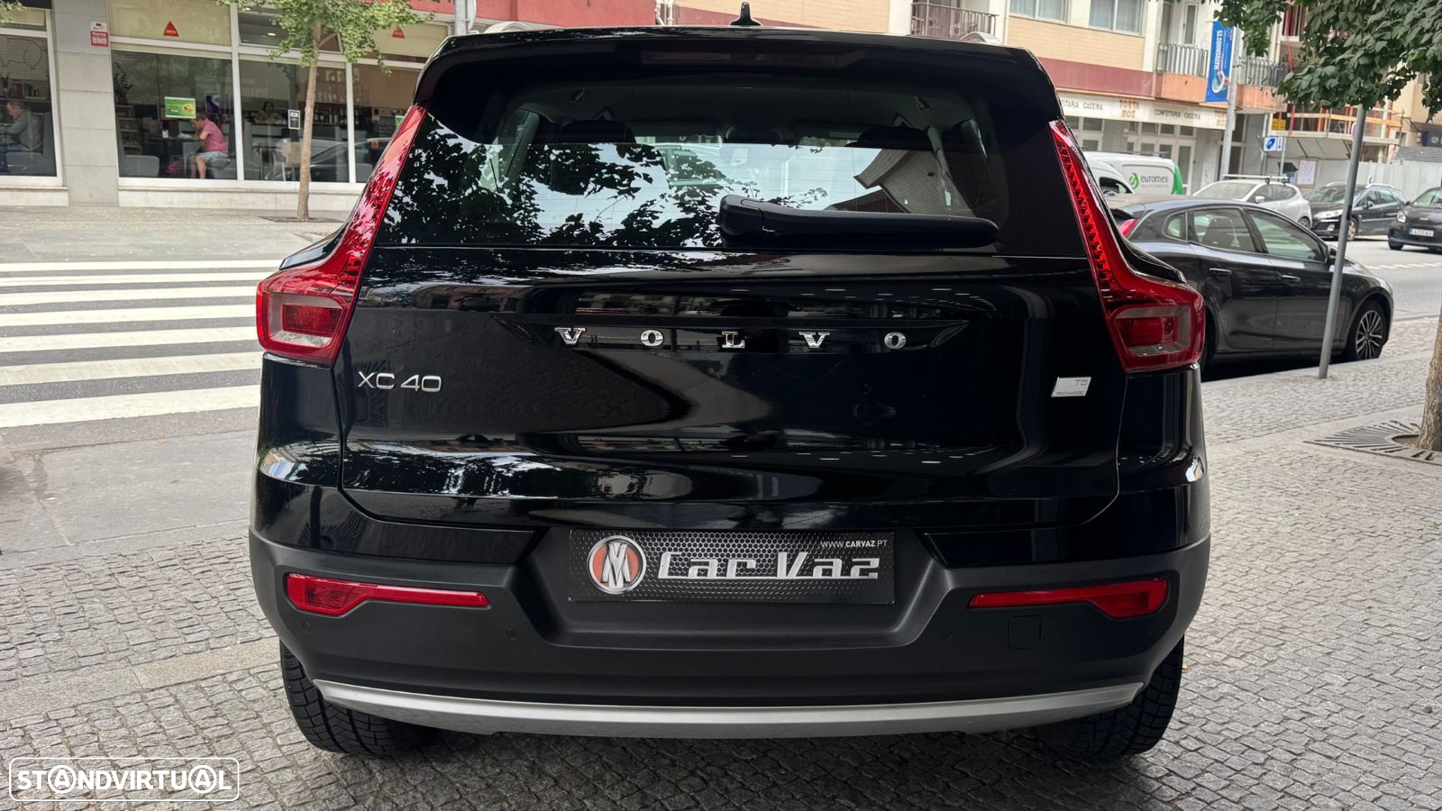Volvo XC 40 1.5 T5 PHEV Momentum Plus - 6