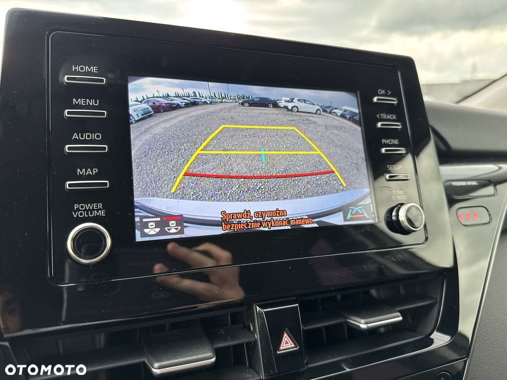 Toyota Camry - 20