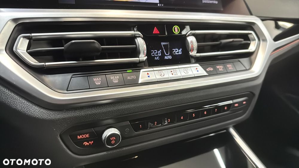 BMW Seria 3 330i M Sport sport - 22