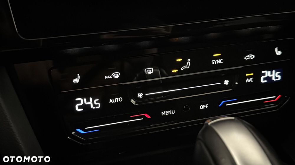 Volkswagen Passat Variant 2.0 TDI EVO Business DSG - 20