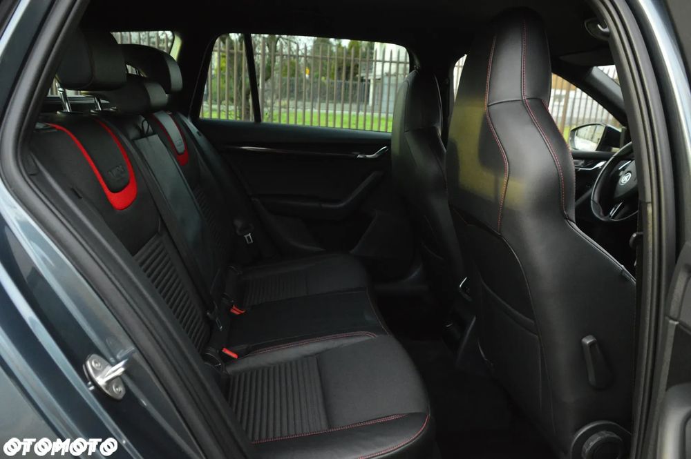 Skoda Octavia 2.0 TDI (Green tec) RS - 9