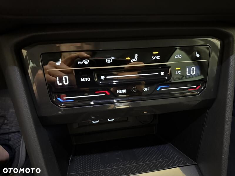 Volkswagen Tiguan - 17