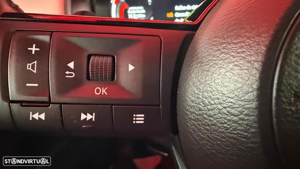 Nissan Qashqai 1.3 DIG-T N-Connecta Xtronic - 8