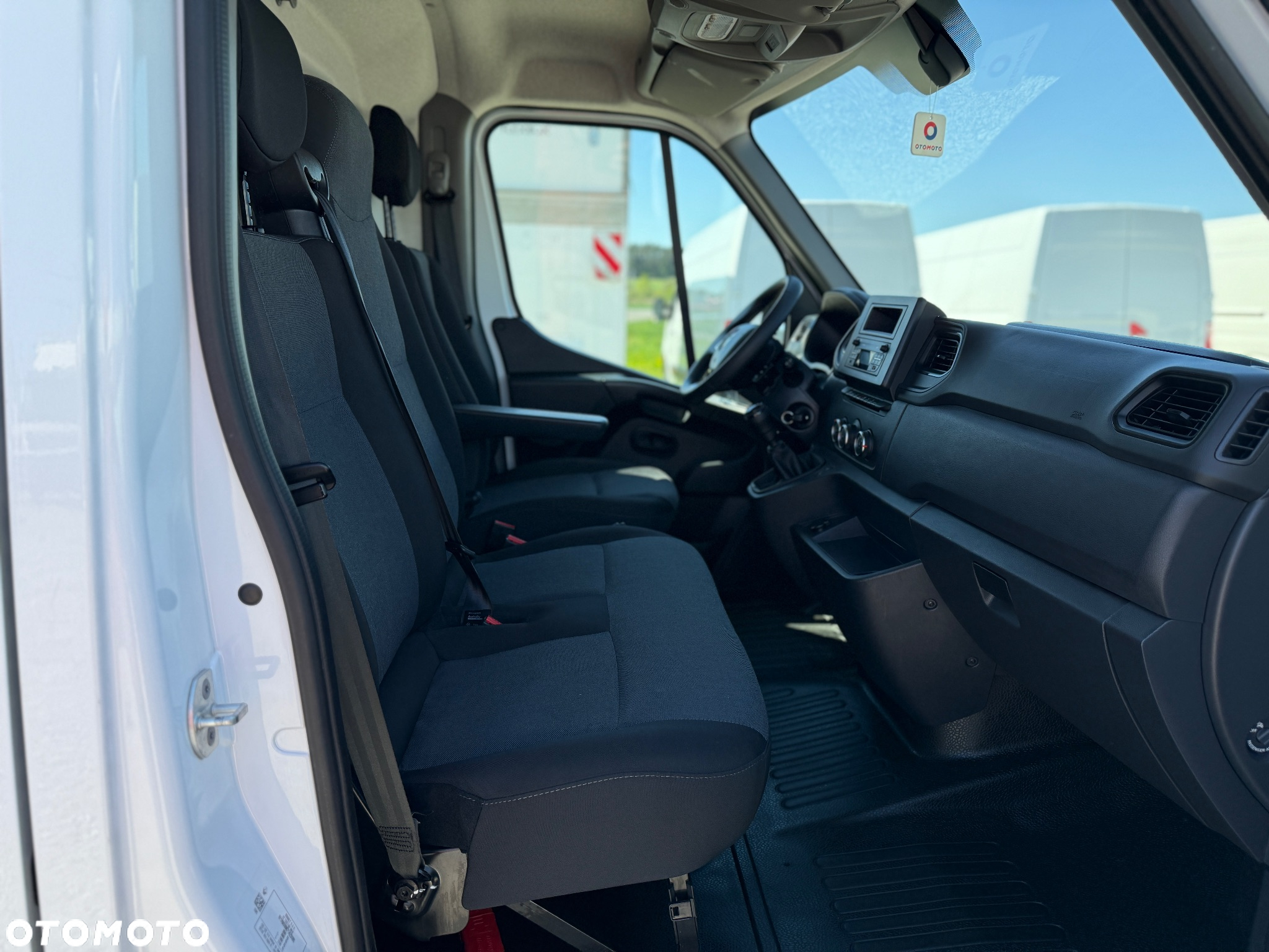 Renault 2023/MASTER/L3H2/135KM/Klima/tempomat/multifunkcja/Bliss/ - 14