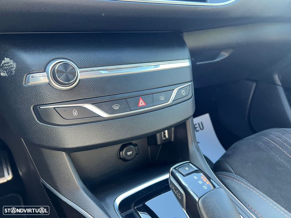 Peugeot 308 1.5 BlueHDi GT Line EAT8 - 33
