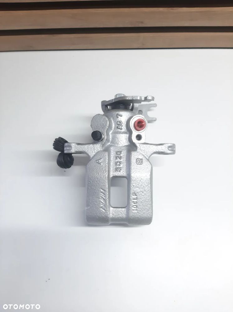 zacisk tył lewy prawy Honda accord 8 VIII - 1