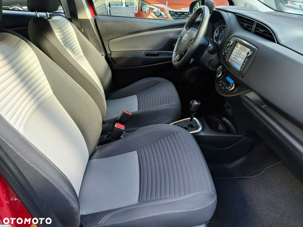 Toyota Yaris 1.5 VVT-i Y20 Team Deutschland - 17