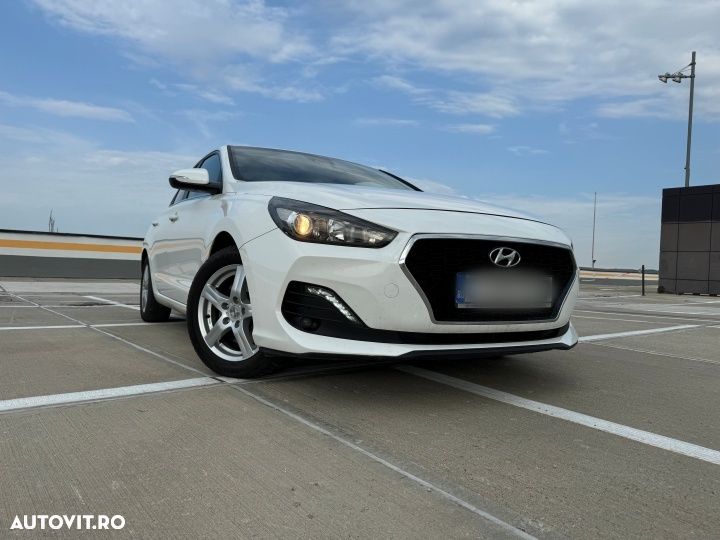 Hyundai i30 1.4 T-GDi 140CP 5DR 7DCT Exclusive - 3