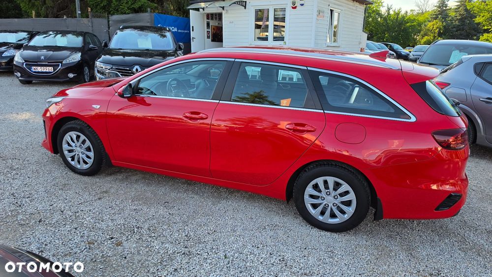 Kia Ceed 1.4 T-GDI L Business Line DCT - 28