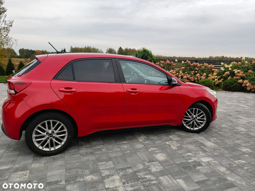 Kia Rio - 19