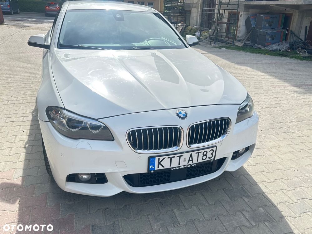 BMW Seria 5 520d xDrive - 1