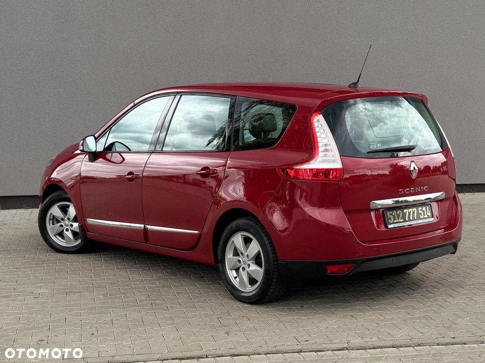 Renault Grand Scenic 2.0 16V 140 CVT Bose Edition - 14
