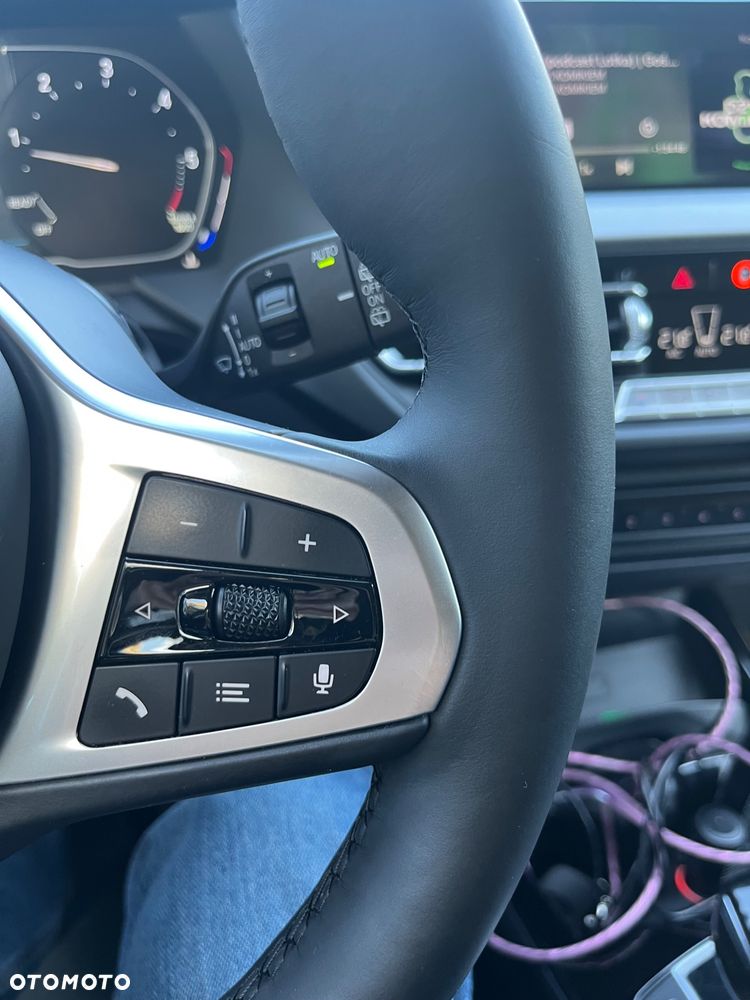 BMW Seria 1 120d xDrive Luxury Line - 7