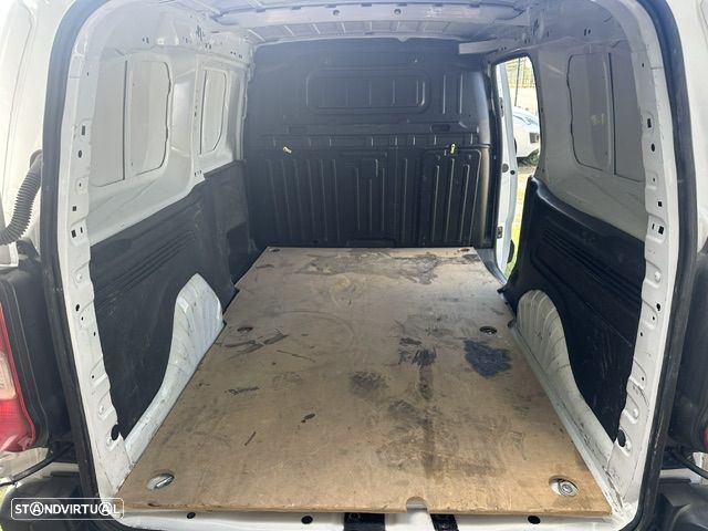 Opel COMBO LONGA 3 LUGARES - 6
