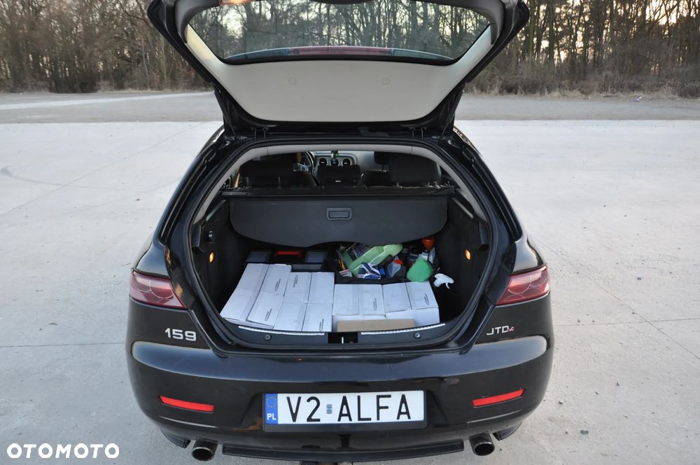 Alfa Romeo 159 Sportwagon 2.4JTDM Q4 Distinctive - 19