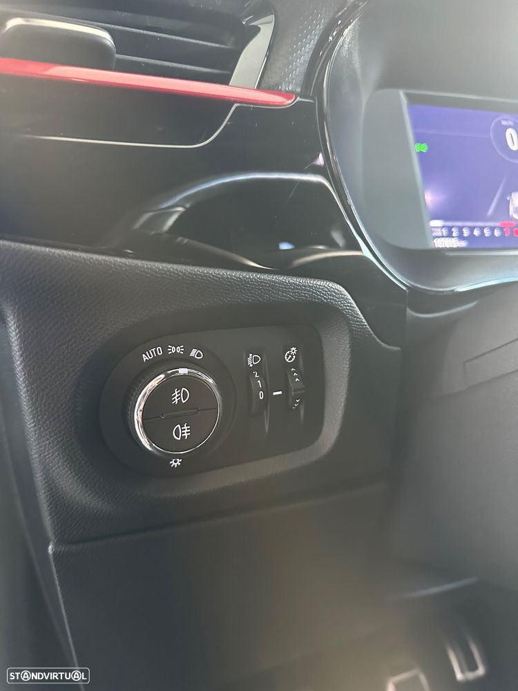 Opel Corsa 1.2 Direct Injection Turbo S&S GS Line - 25