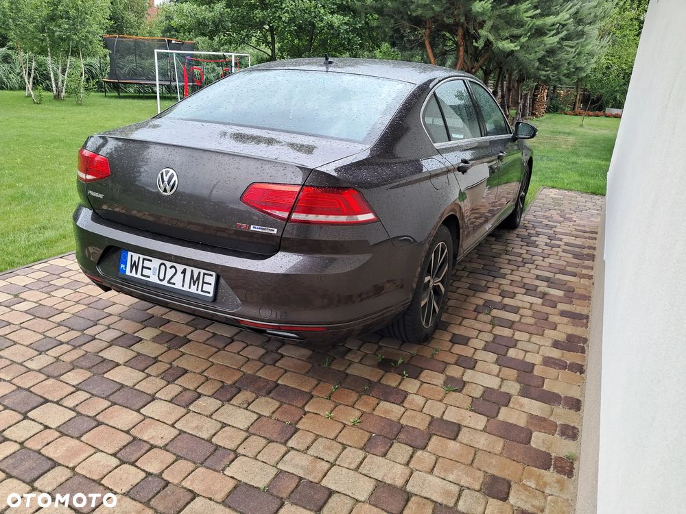 Volkswagen Passat 1.8 TSI BMT Comfortline - 10