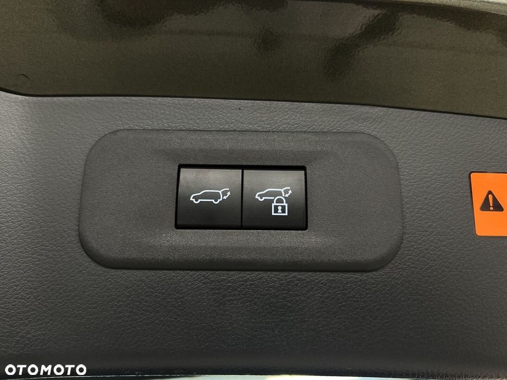 Lexus NX 350h Business AWD - 18