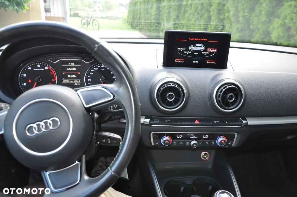 Audi A3 Sportback 1.4 TFSI Ambiente - 14