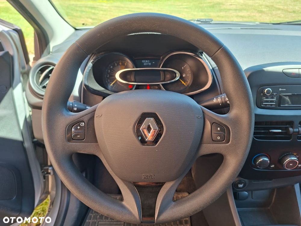 Renault Clio 1.2 16V Life - 10