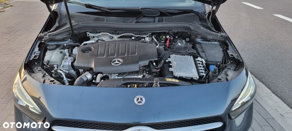 Mercedes-Benz Klasa B 200 d 8G-DCT Entry - 35