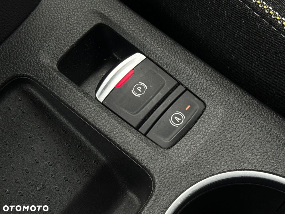 Renault Captur 1.3 TCe mHEV Techno EDC - 29