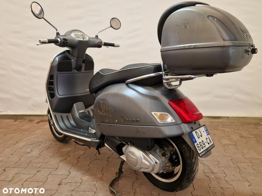 Piaggio Vespa - 5