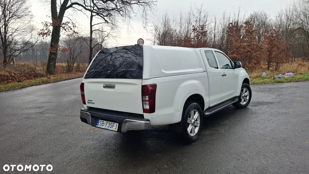 Isuzu D-Max 1.9 DC LS+ - 8