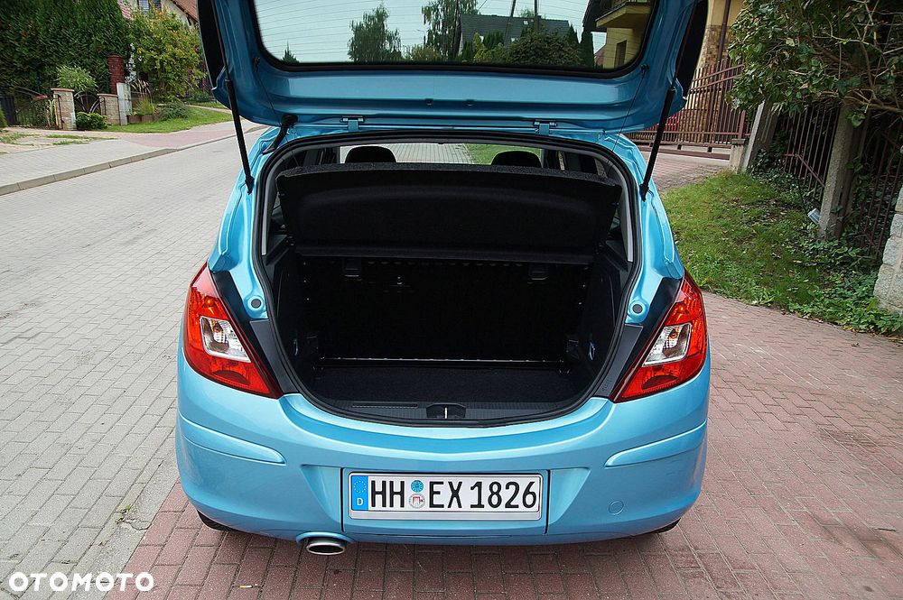 Opel Corsa - 18