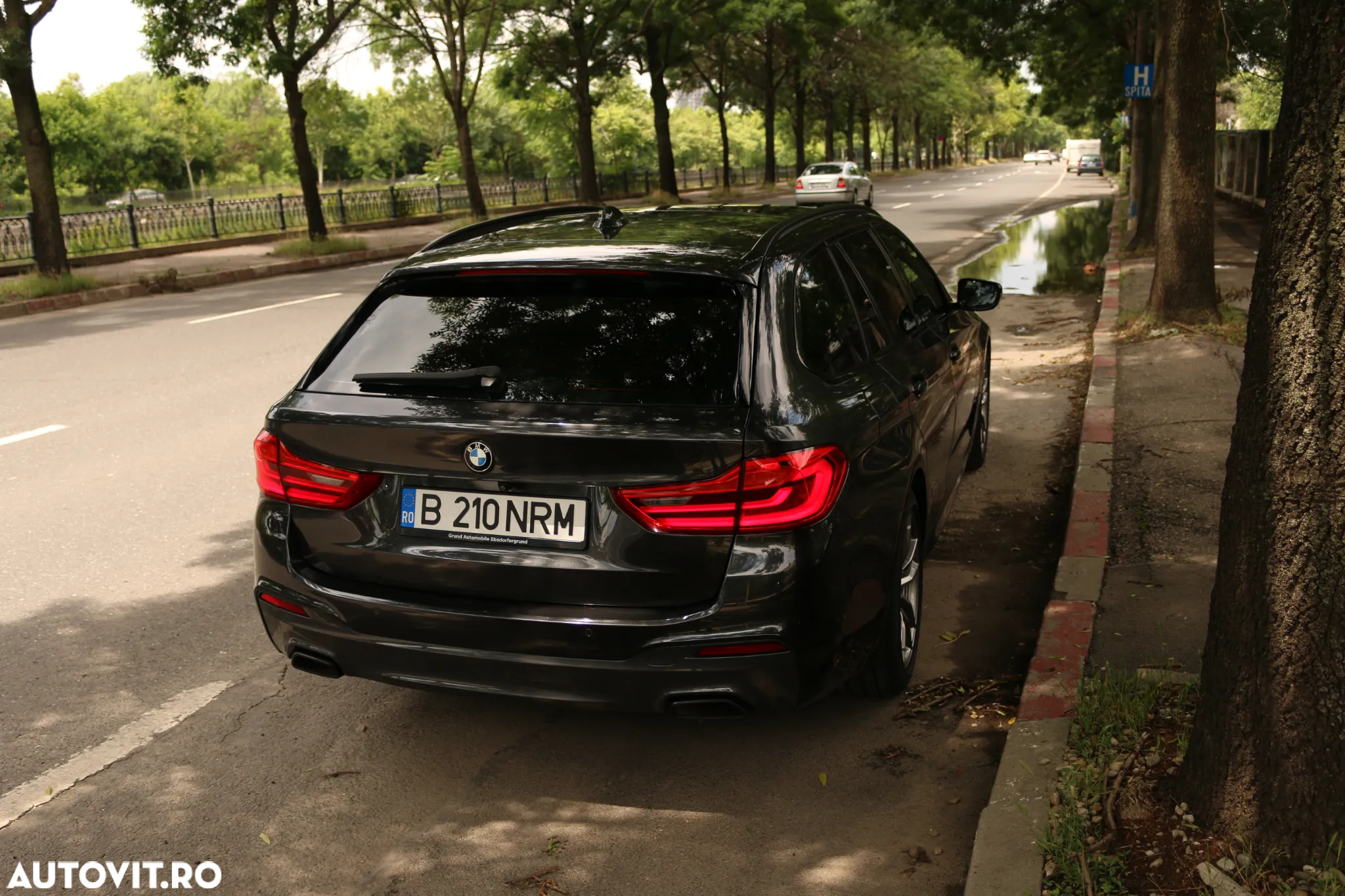 BMW Seria 5 520d xDrive AT - 14