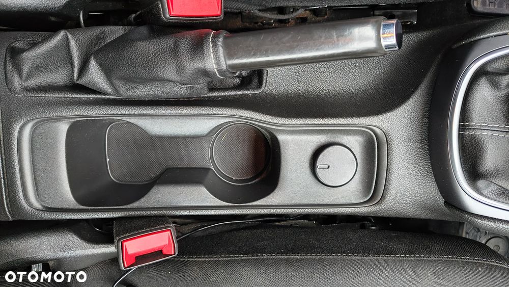 Opel Astra V 1.4 T Elite S&S - 17