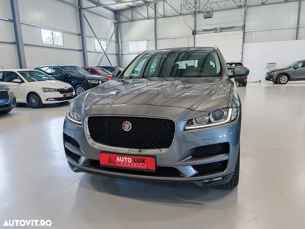 Jaguar F-Pace 20d AWD Aut. Prestige - 11