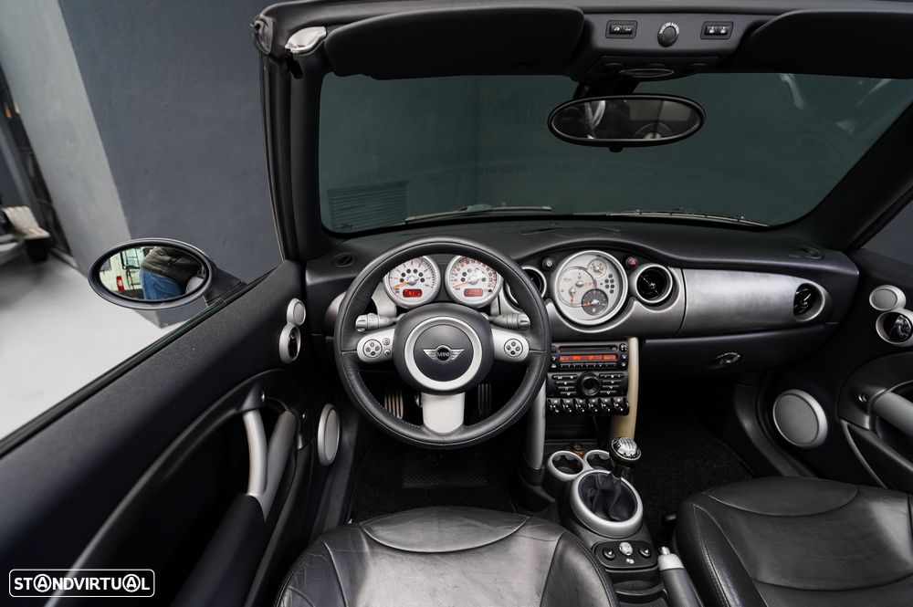 MINI Cabrio Cooper S - 11